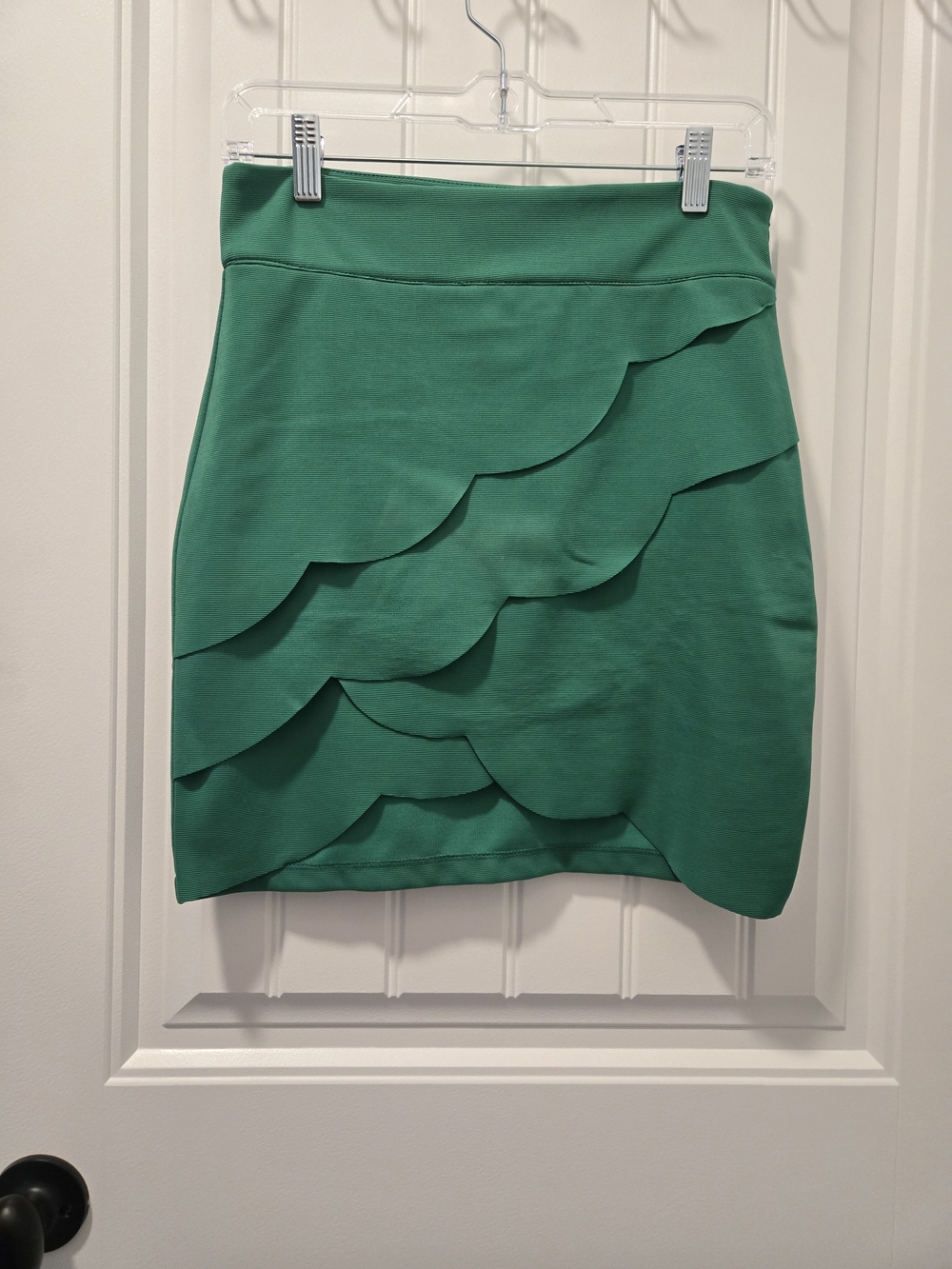 Green Scallop Layer Mini Skirt